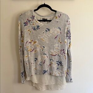 Lucky Brand Gray Floral Sweater